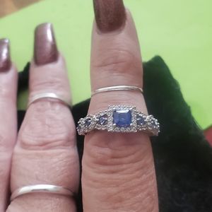Authentic Suzy LeVian Sapphire Ring  Size 6.5
